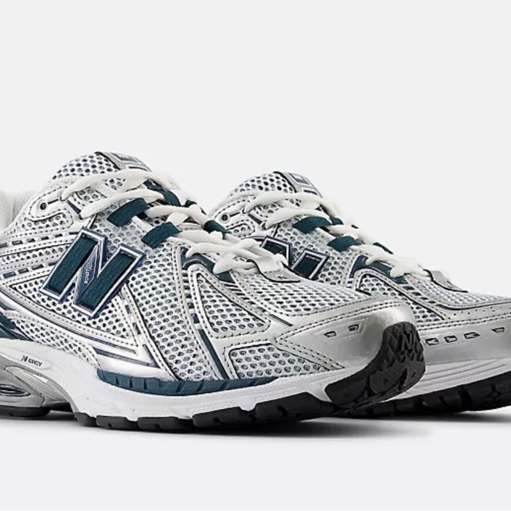 1906R - Silver Metallic/Deep Ocean/White - Grey / 4.5